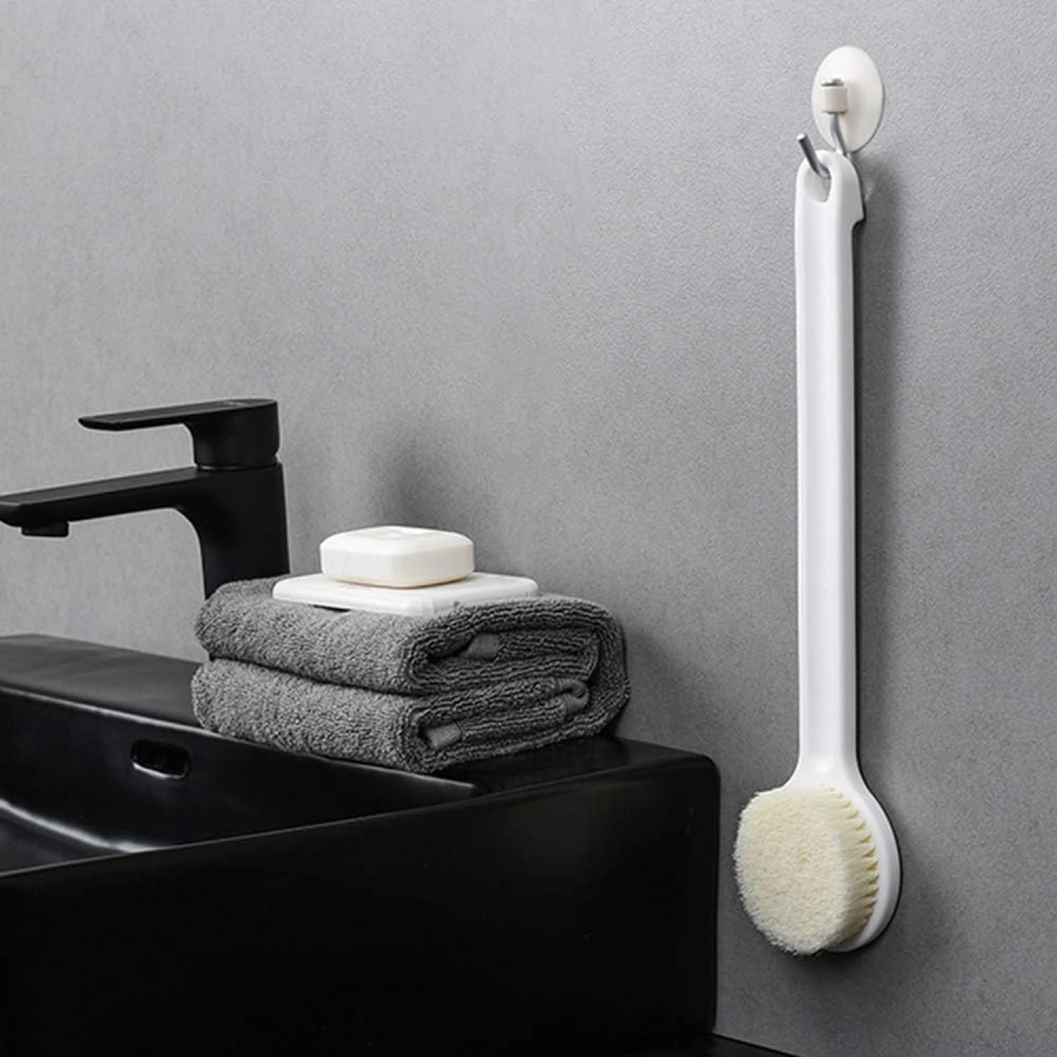 Limitless Long Handle Bath Brush Portable Bath Big Round Massage Brush Soft Hair Bath Brush Soft Hair, Back rubbing Brush, Body rubbing Artifact, Back rubbing Brush (White)