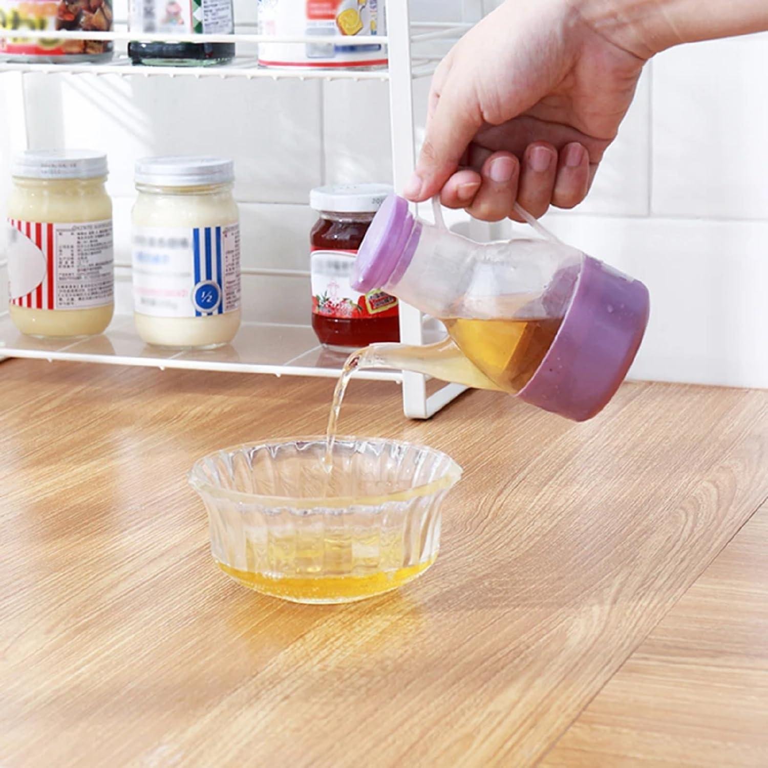 Plastic Oil Can Dispenser with Handle, Condiment Jar for Soy Sauce & Vinegar, Pink