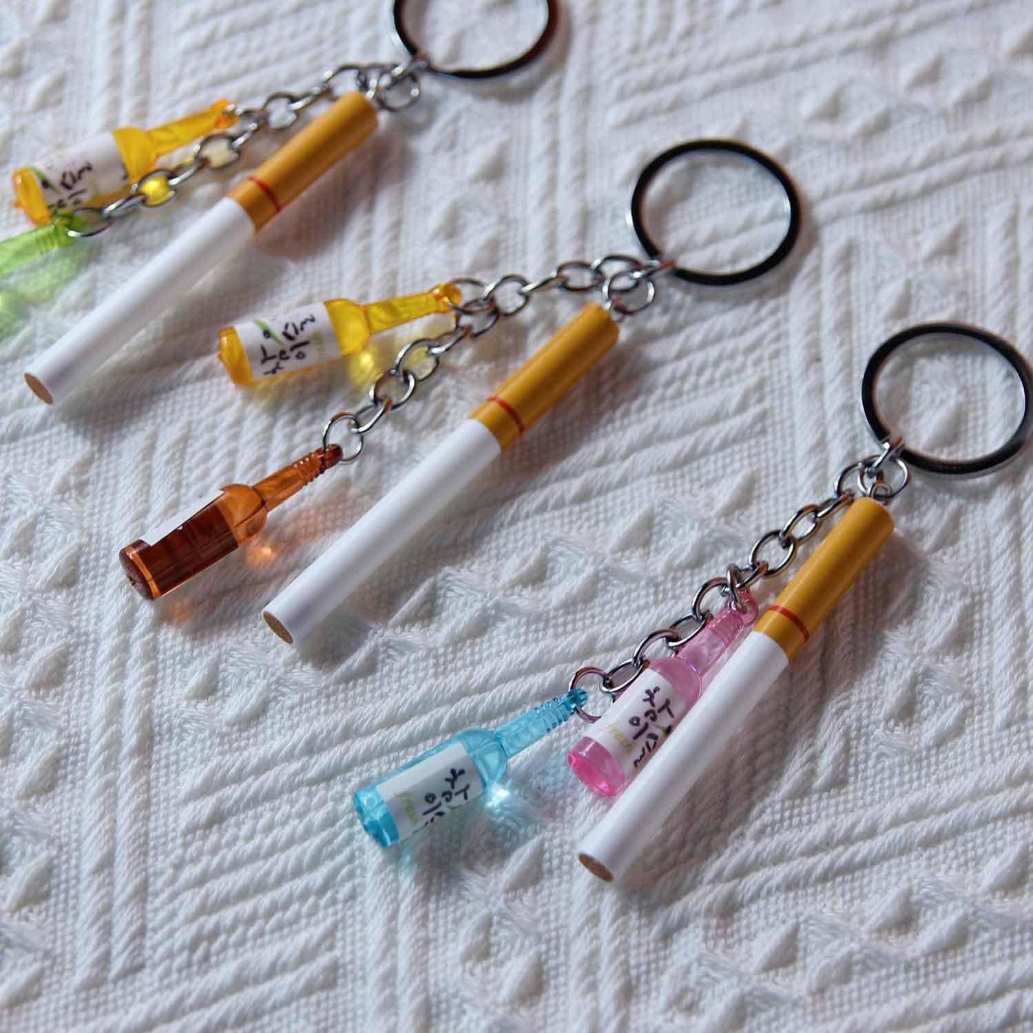 Keychain Wine Bottle Cigarette Premium Quality, Anti-Lost, Handcrafted Assorted Color